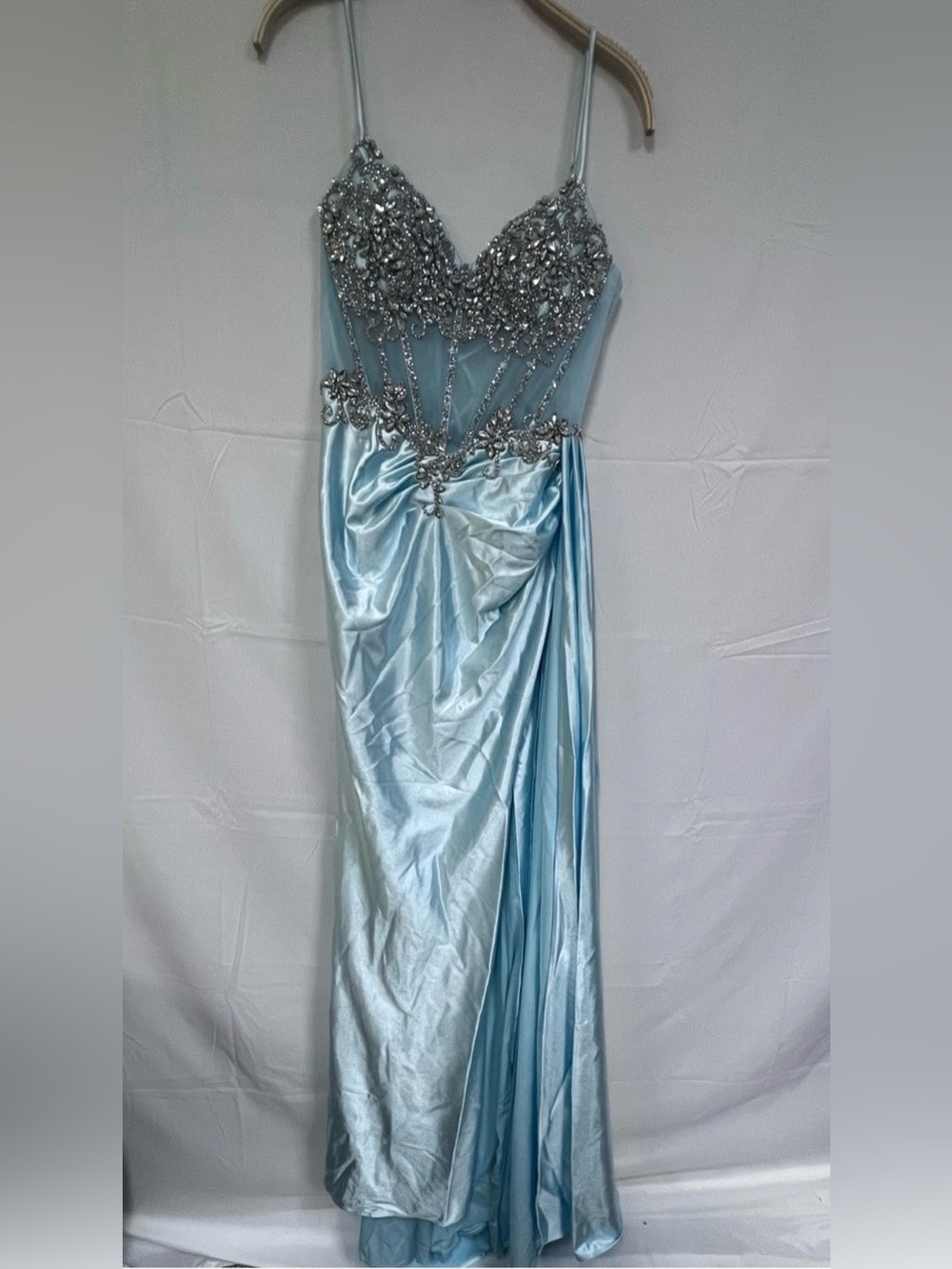 NEW Formal light blue dress size:2